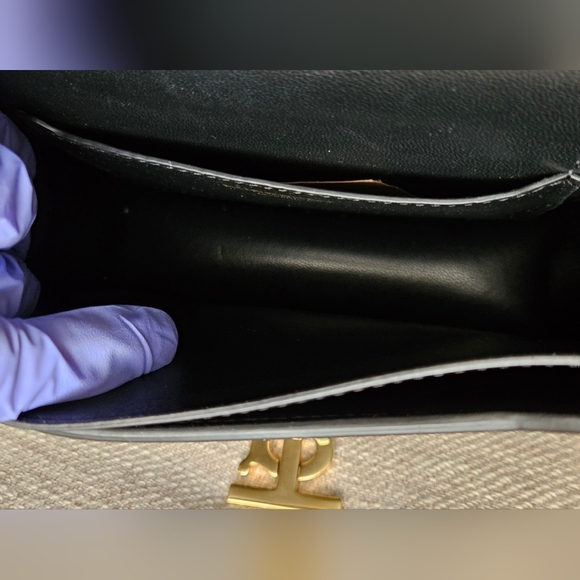 Burberry TB Belt Bag with Gold Logo Like New - Picture 9 of 11